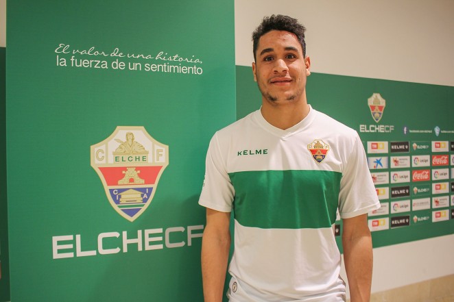 Habibe es presentado como nuevo jugador del Elche Ilicitano