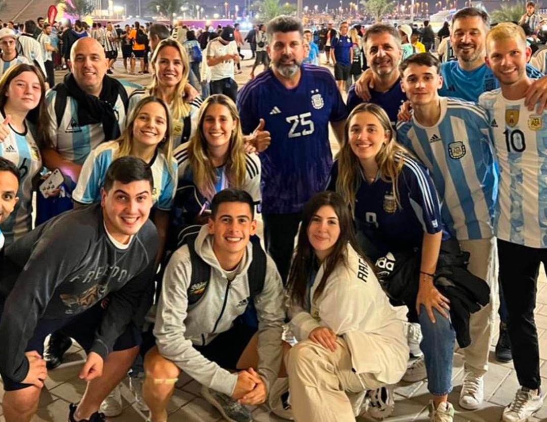 Christian Bragarnik disfruta del Mundial en Qatar con sus allegados / Instagram Agui Bragarnik