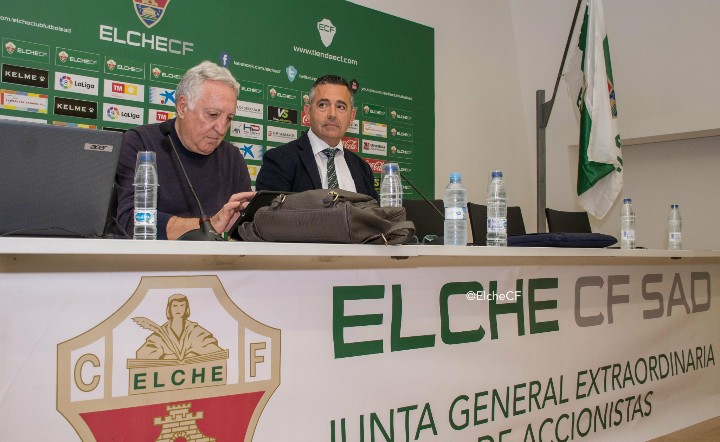 El presidente del Elche Diego García en la Junta General de Accionistas / Sonia Arcos - Elche CF