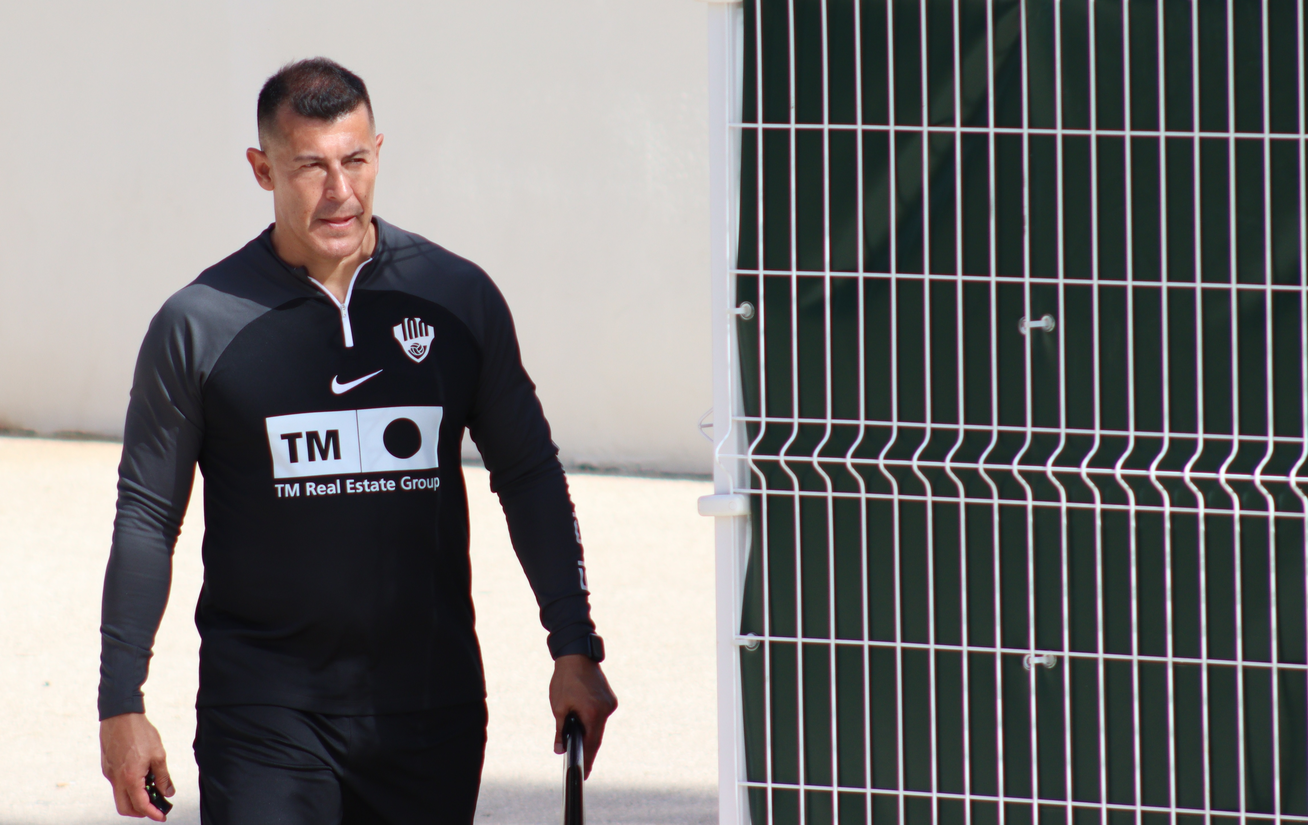 Jorge Almirón termina un entrenamiento del Elche CF en el Diego Quiles / Luismi Mora (COPE Elche 100.8 FM)