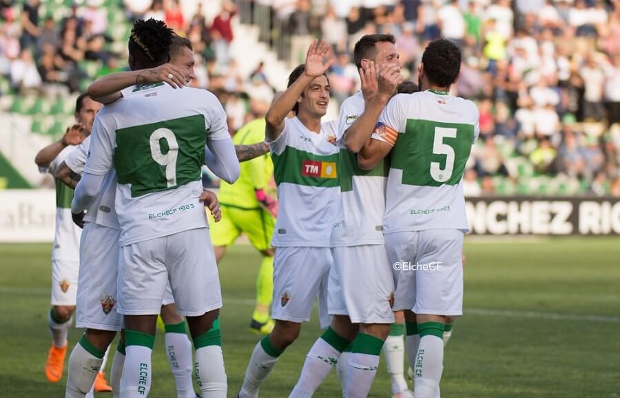 Los jugadores del Elche celebran un gol ante el Lleida / Sonia Arcos - Elche C.F.