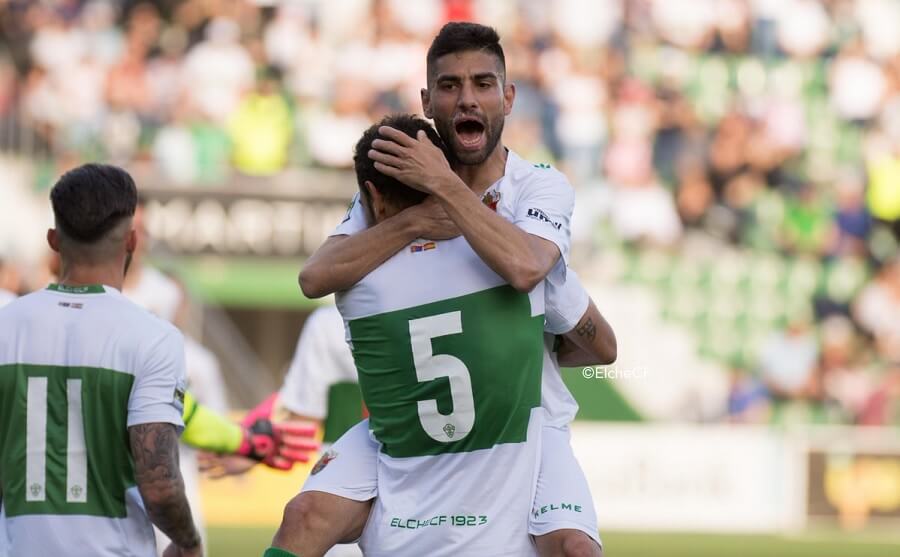 Los jugadores del Elche celebran un gol al Lleida / Sonia Arcos - Elche C.F.