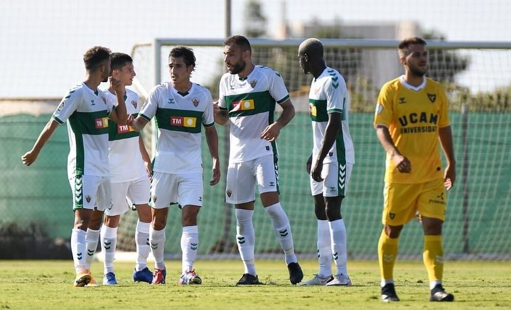 Los jugadores del Elche CF celebran un gol durante un partido amistoso ante el UCAM / Elche C.F. Oficial