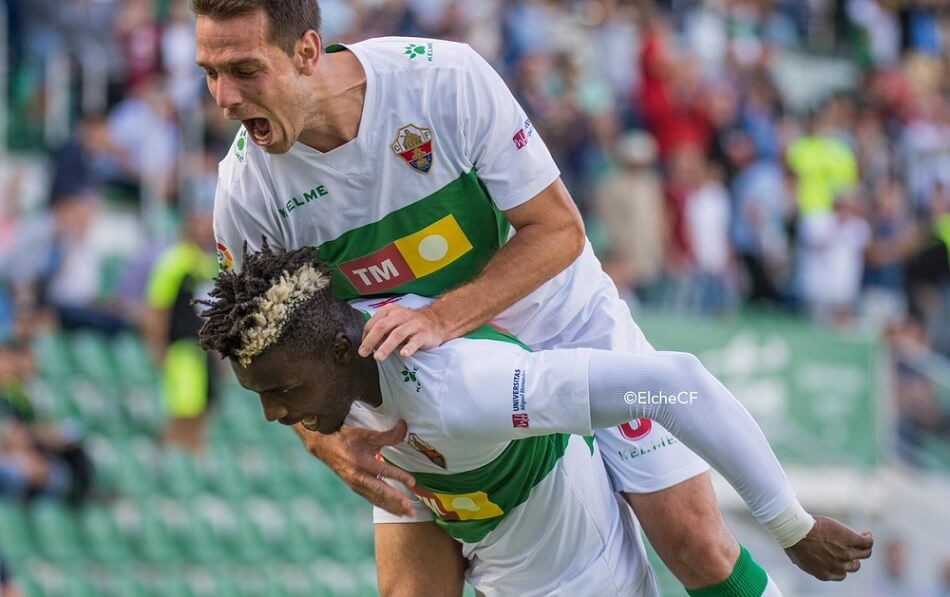 Manuel Sánchez y Sory Kaba celebran un gol ante el CD Lugo / Sonia Arcos - Elche C.F. Oficial