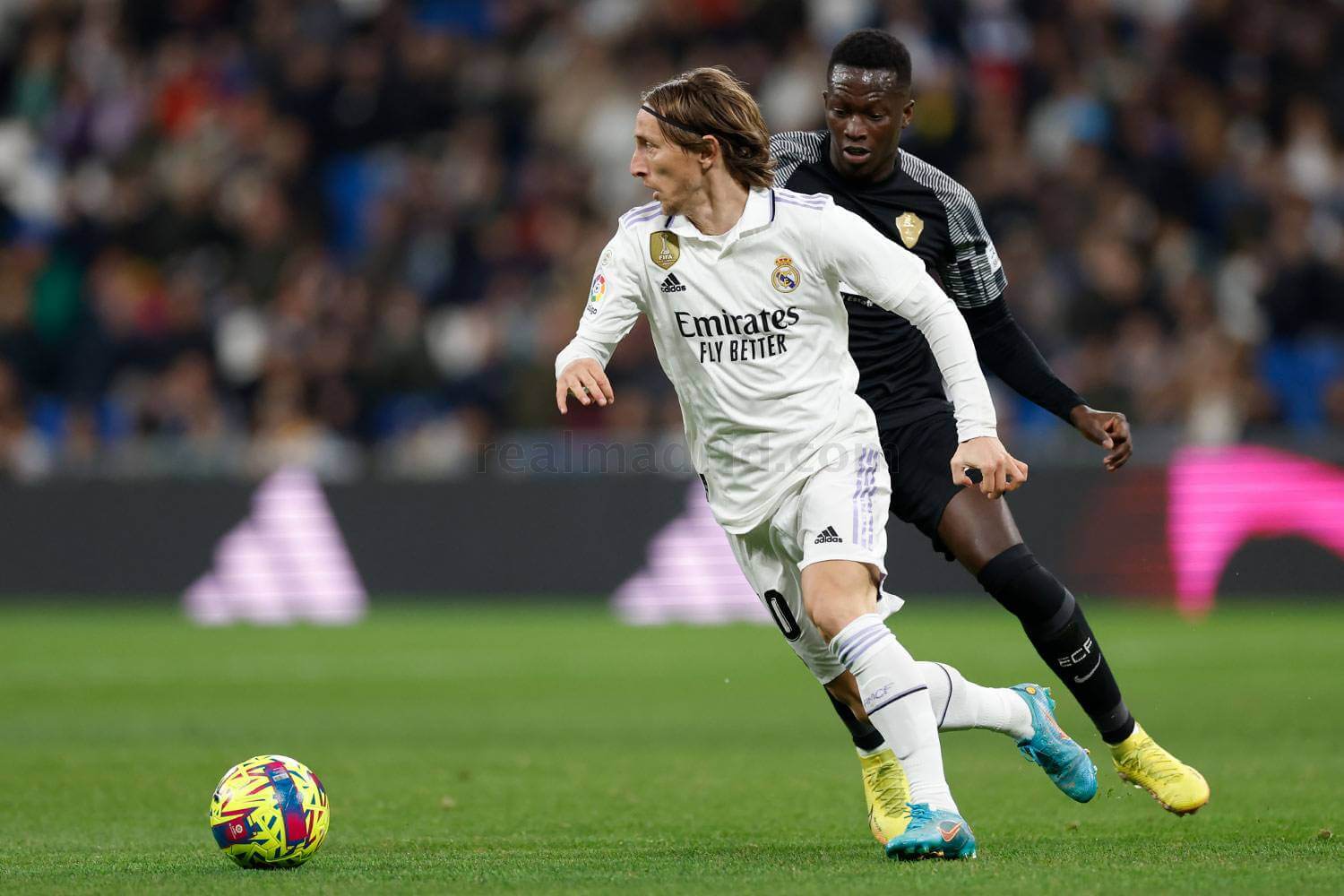 Luka Modric y Pape Cheikh en un partido / Real Madrid C.F.