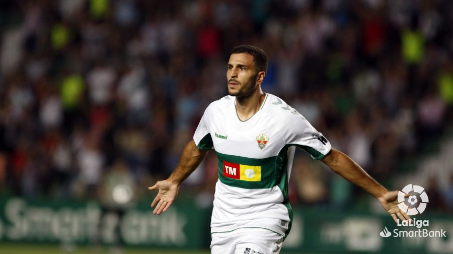 El jugador del Elche, Yacine Qasmi, celebra un gol ante la Ponferradina / LFP